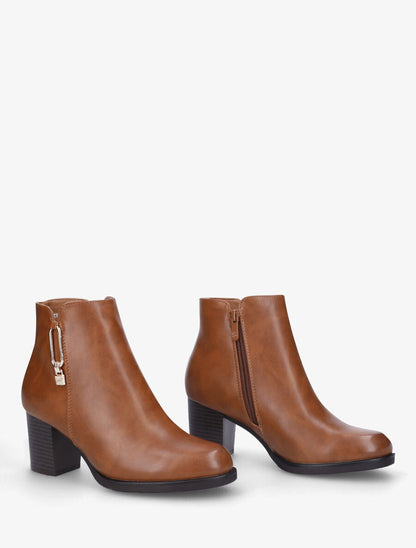 Bottines à talon et bijou - Camel - 4