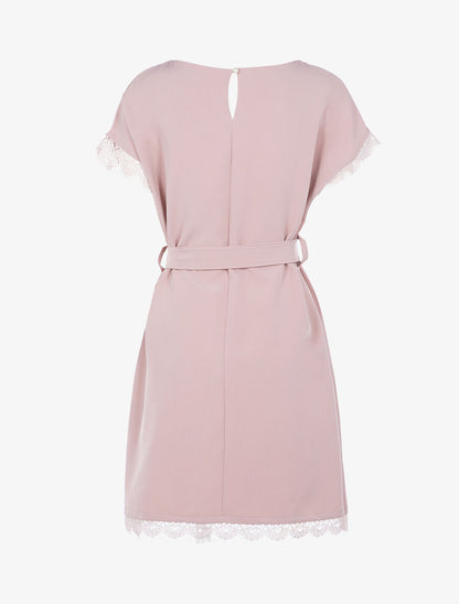 Robe ceinturée à bords dentelle - Rose - 2