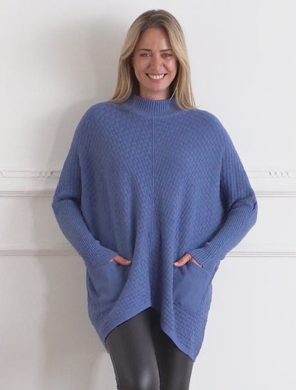 Poncho asimmetrico con collo alto - Blu